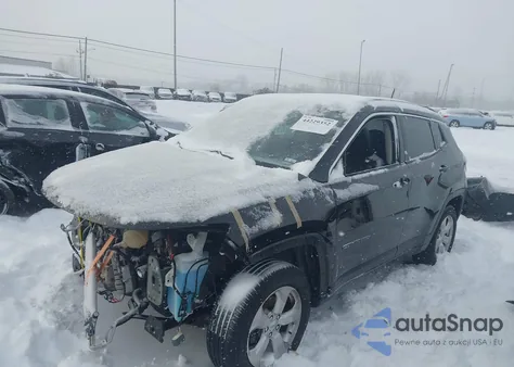 2019 Jeep Compass Latitude 4X4 from USA, damaged, VIN 3C4NJDBBXKT696428